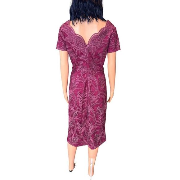 NWT JS Collections Cerise Burgundy Wine Color Scalloped Formal Dress - Picture 5 of 6